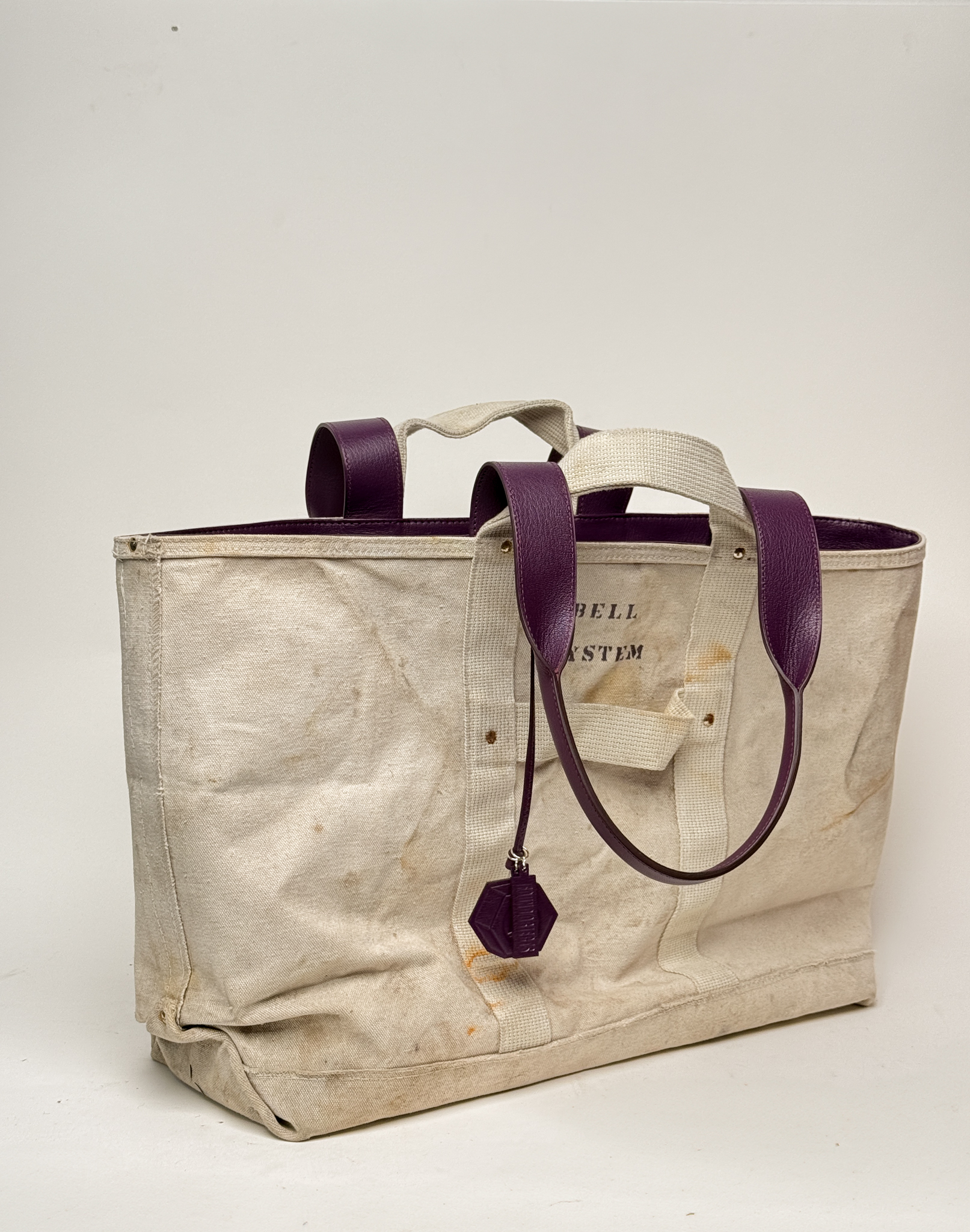 Bell Bag Cassis